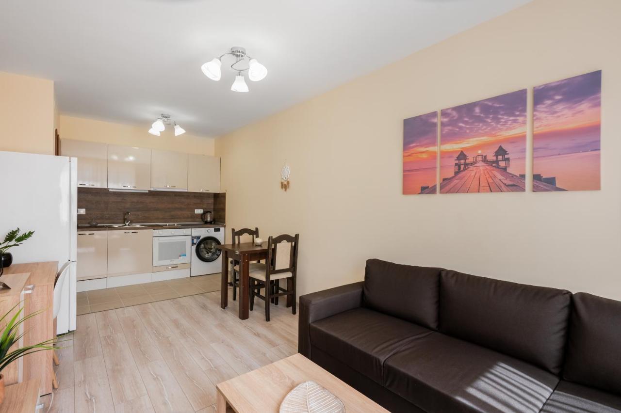 Nomad Haven: 1Bd Flat With Balcony & Desk Apartment Sofia Ngoại thất bức ảnh